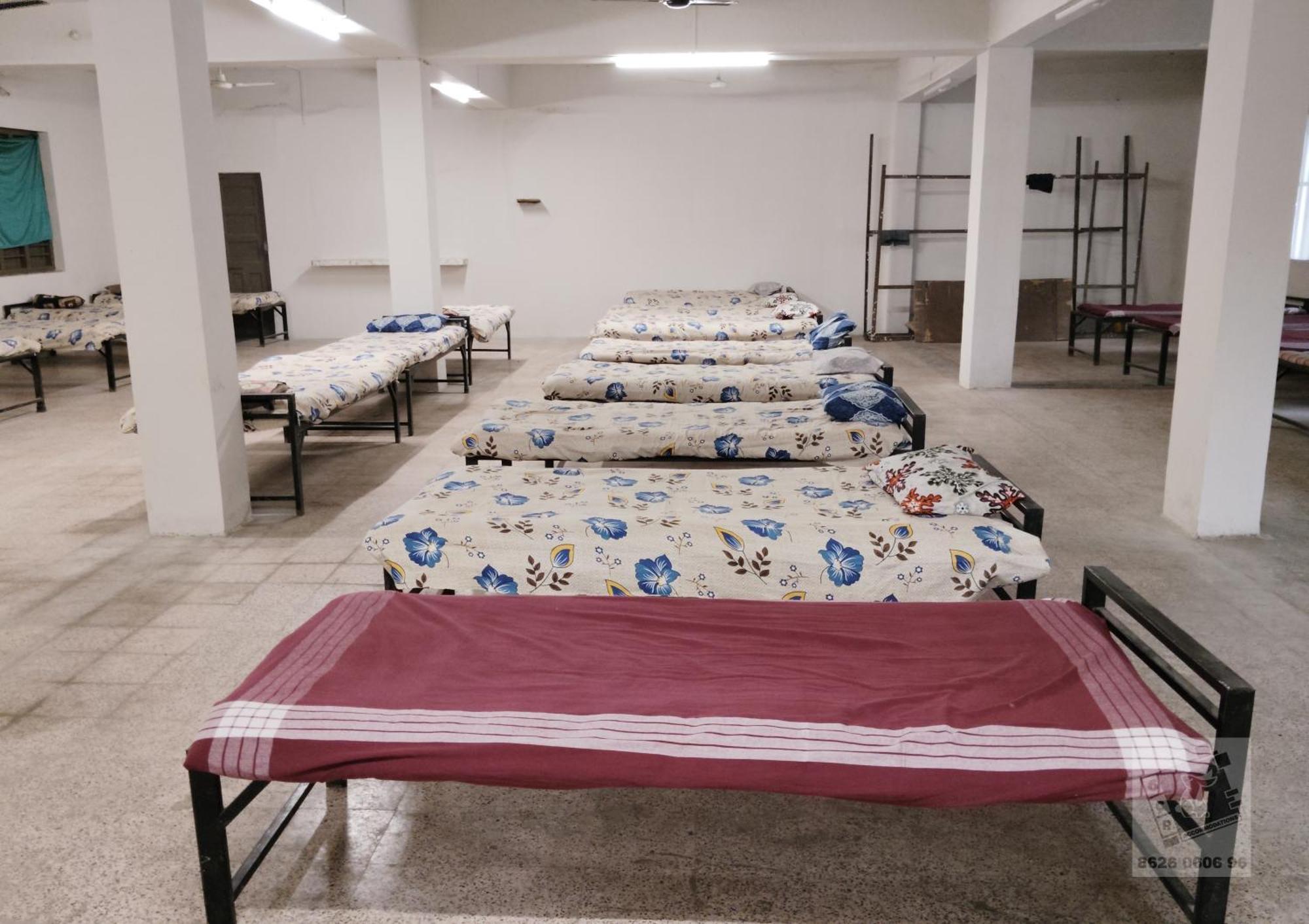 6 Cr Hotel Natraj Railway Station Αουρανγκαμπάντ Εξωτερικό φωτογραφία