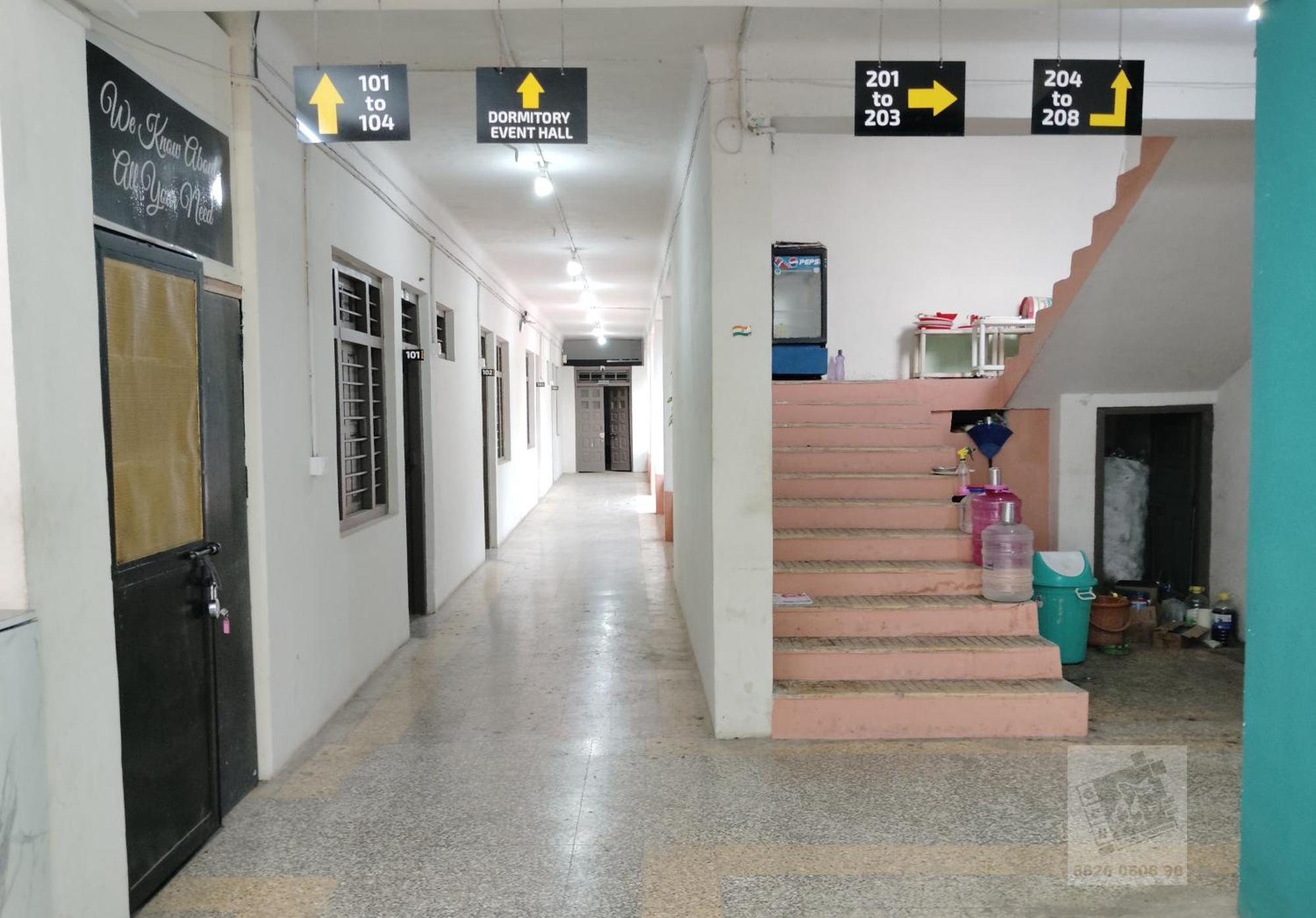 6 Cr Hotel Natraj Railway Station Αουρανγκαμπάντ Εξωτερικό φωτογραφία
